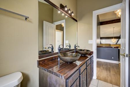 5926 Del Paz Dr, Colorado Springs, CO 80918