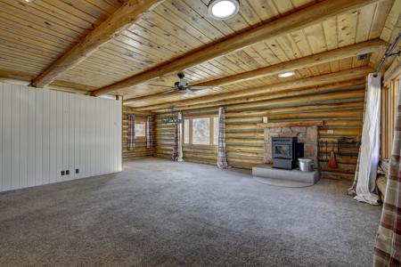 7915 Topeka Ave, Cascade, CO 80809