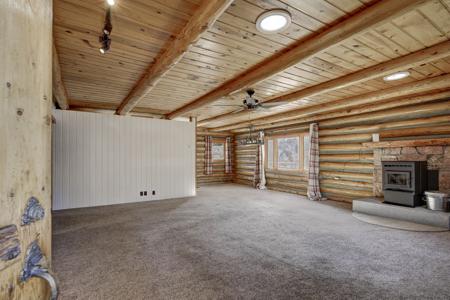 7915 Topeka Ave, Cascade, CO 80809